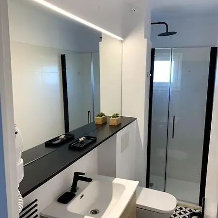 Apartment A Pasos De La Playa Mas Pinell, Con Piscina